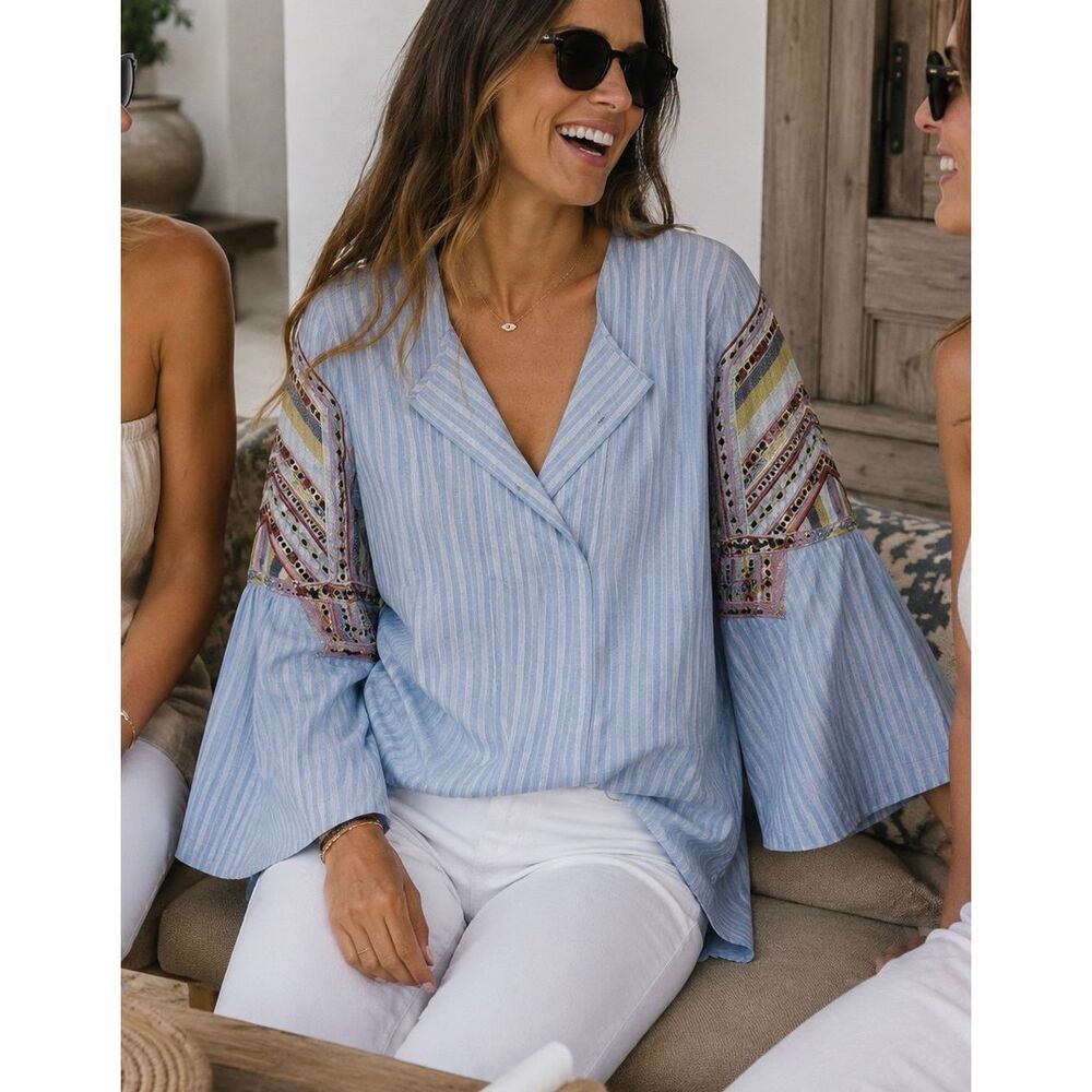 BCBG MAXAZRIA Runway Striped Blue Embroidered Bell Sleeves Boho Top Sz Medium